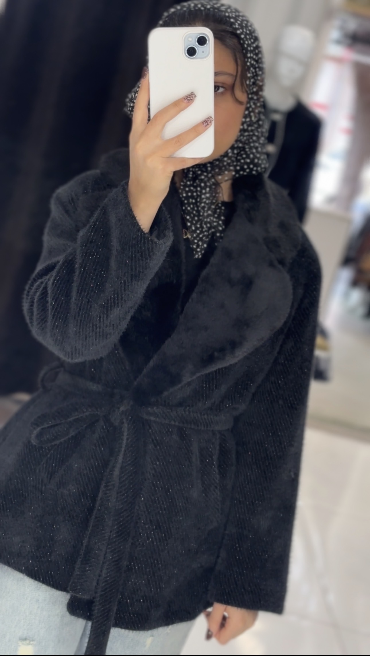 کت لمروز بیسکوییتی یقه خز کوتاه